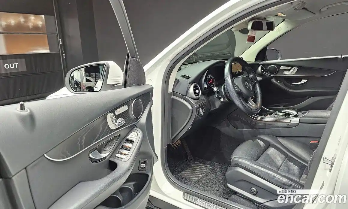 Mercedes-Benz GLC-Class 2019 2.0 Автомат в Москве № 194601, фото 20