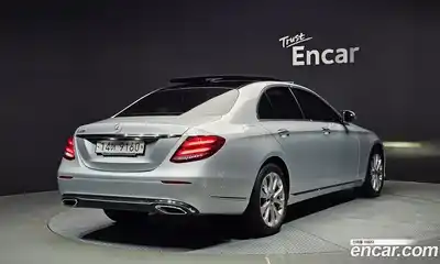 Mercedes-Benz E-Class 2019 2.0 Автомат в Москве № 195144, миниатюра 11