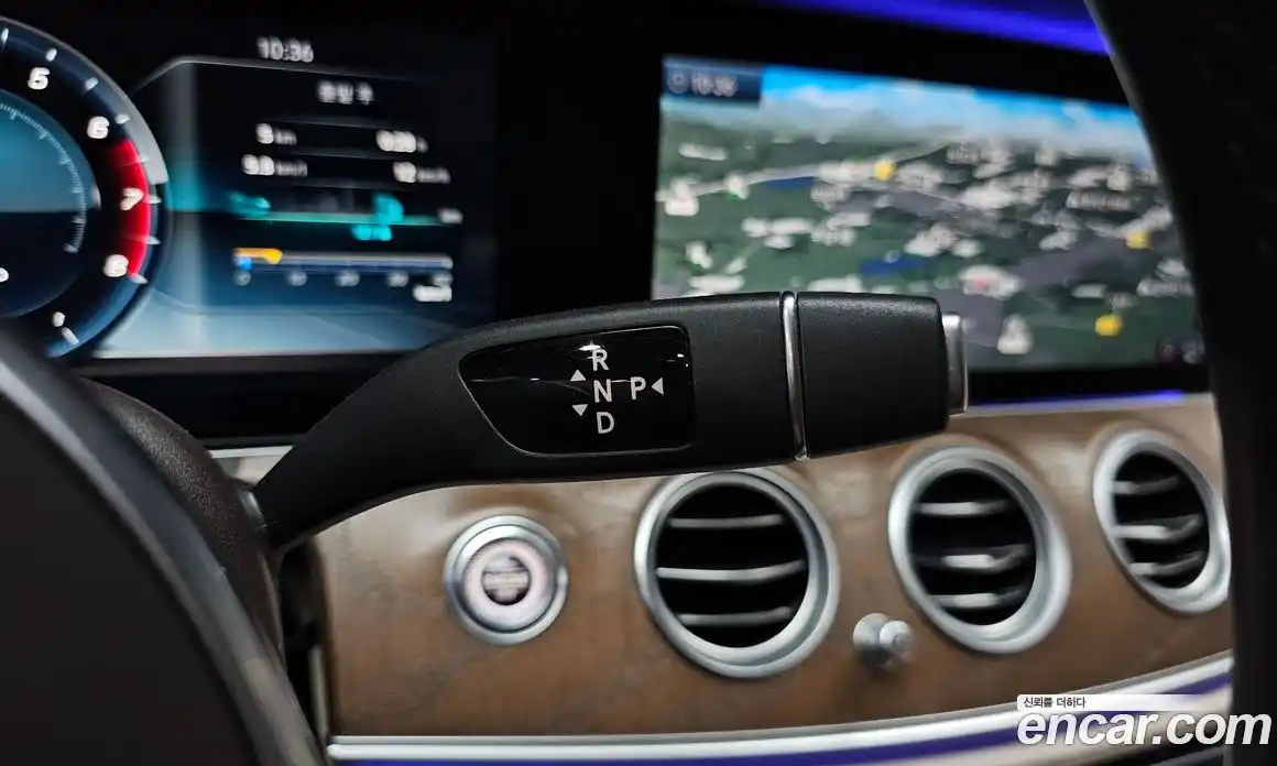 Mercedes-Benz E-Class 2019 2.0 Автомат в Москве № 195144, фото 17