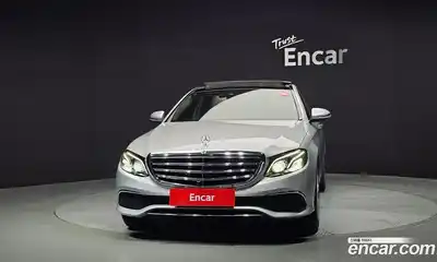 Mercedes-Benz E-Class 2019 2.0 Автомат в Москве № 195144, миниатюра 3