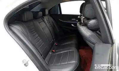 Mercedes-Benz E-Class 2018 2.0 Автомат в Москве № 195178, миниатюра 4