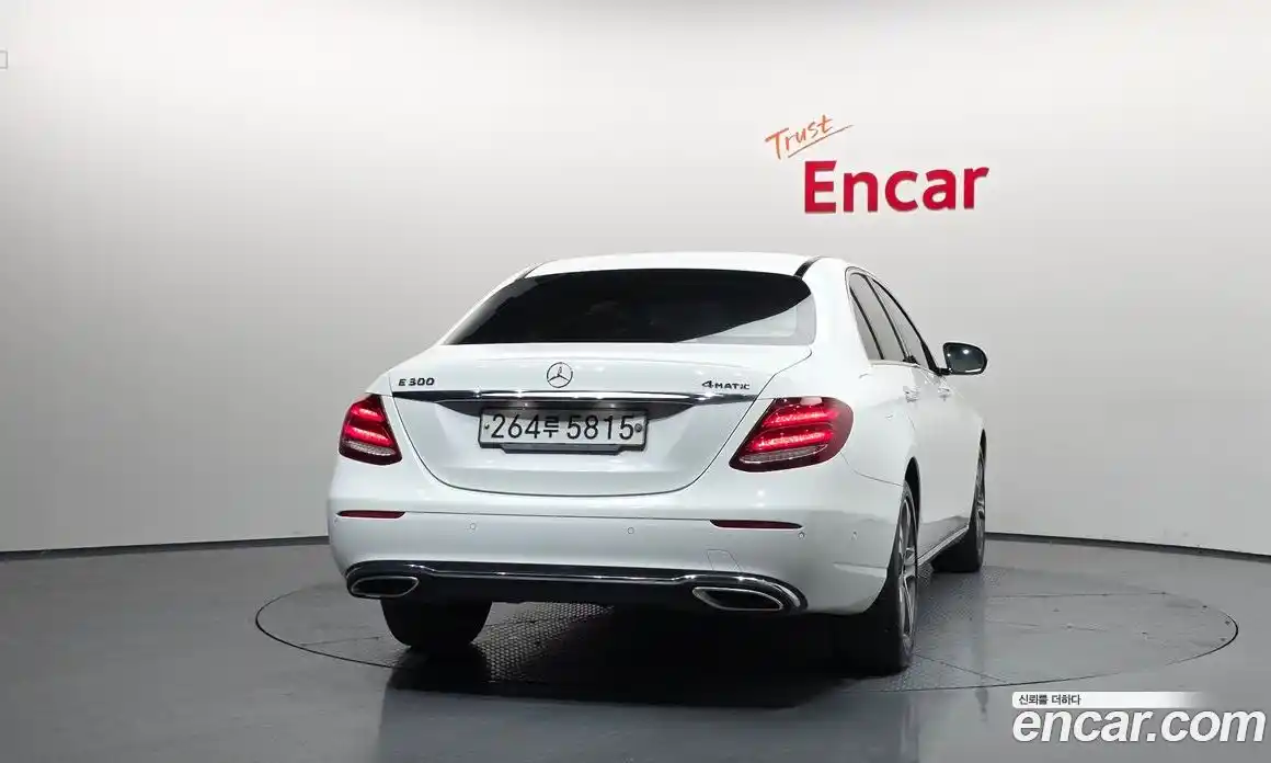 Mercedes-Benz E-Class 2018 2.0 Автомат в Москве № 195178, фото 6