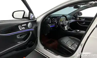 Mercedes-Benz E-Class 2018 2.0 Автомат в Москве № 195178, миниатюра 10