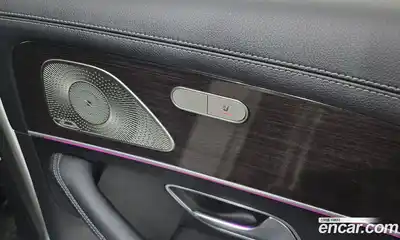 Mercedes-Benz GLE-Class 2022 2.0 Автомат в Москве № 195354, миниатюра 3