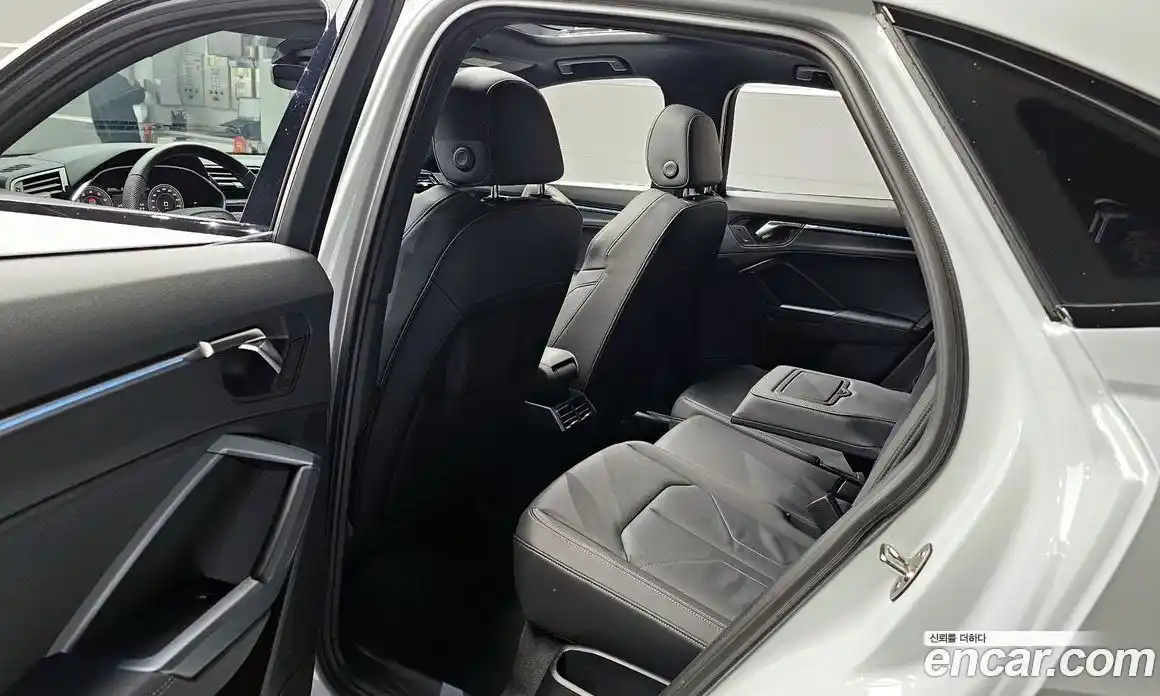 Audi Q3 2025 2.0 Автомат в Москве № 195892, фото 17