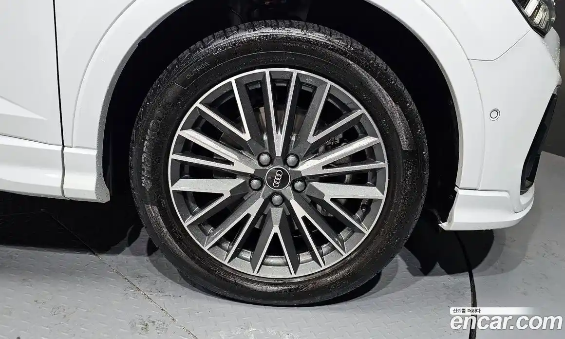 Audi Q3 2025 2.0 Автомат в Москве № 195892, фото 10