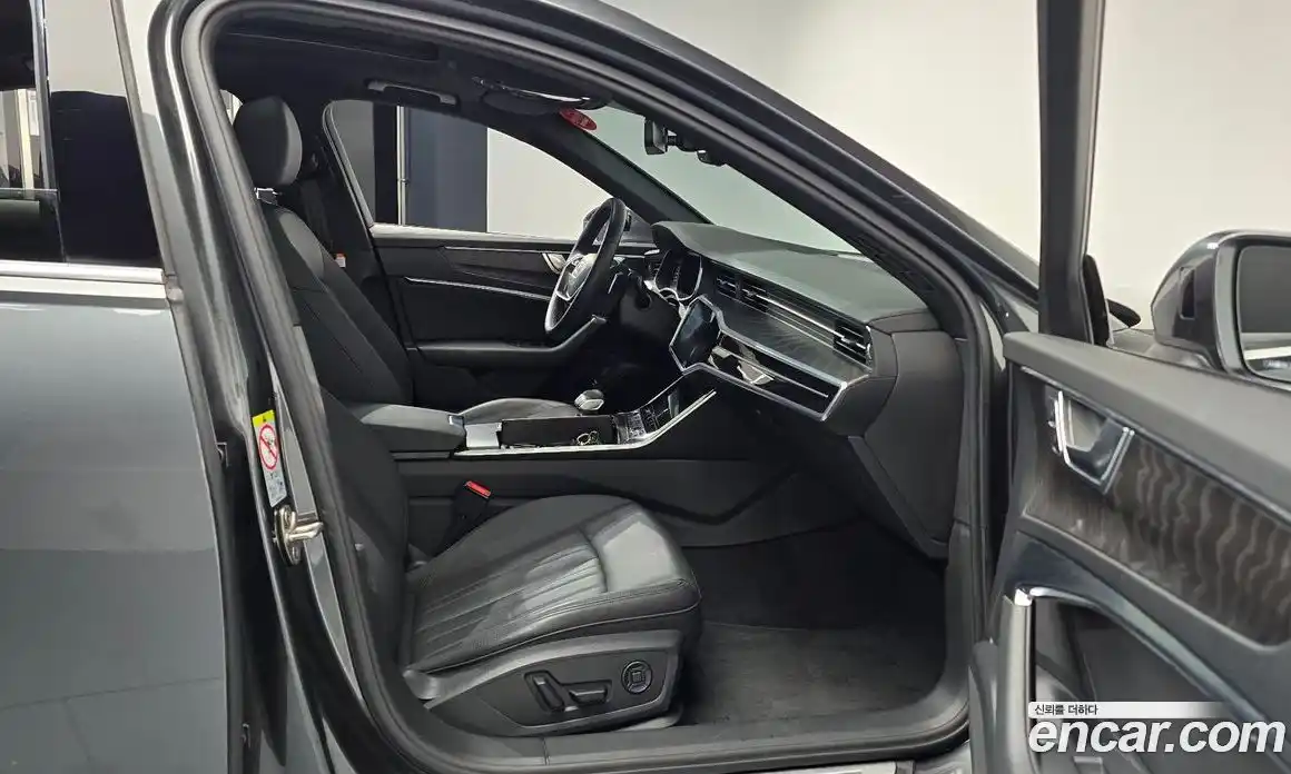 Audi A6 2023 2.0 Автомат в Москве № 196211, фото 19