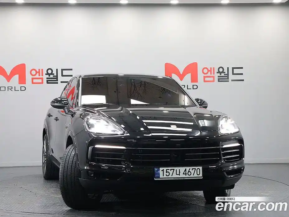 Porsche Cayenne 2023 3.0 Автомат в Москве № 197223, фото 2