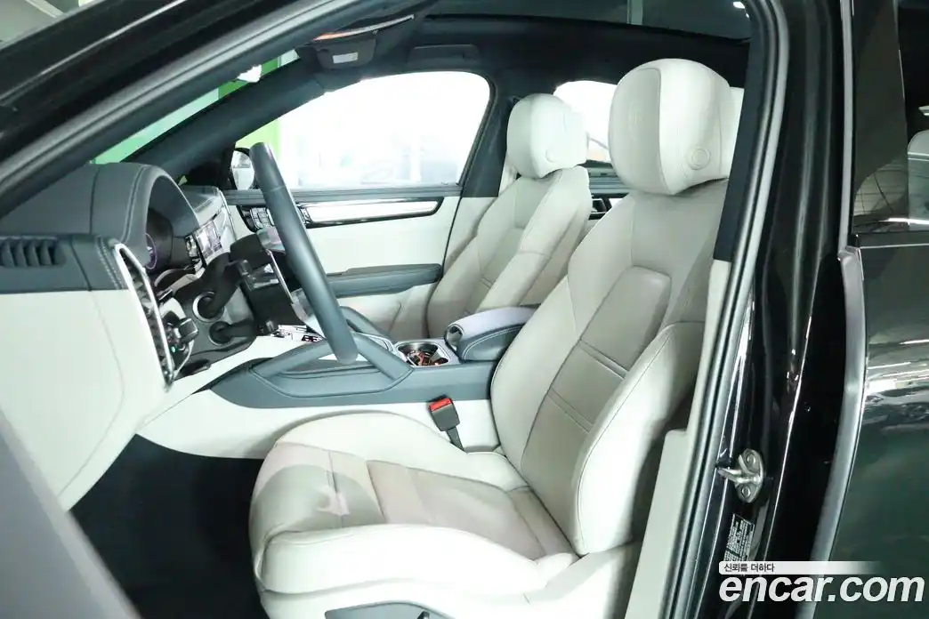 Porsche Cayenne 2023 3.0 Автомат в Москве № 197223, фото 7