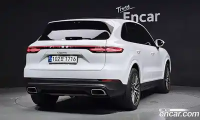 Porsche Cayenne 2020 3.0 Автомат в Москве № 197628, миниатюра 3
