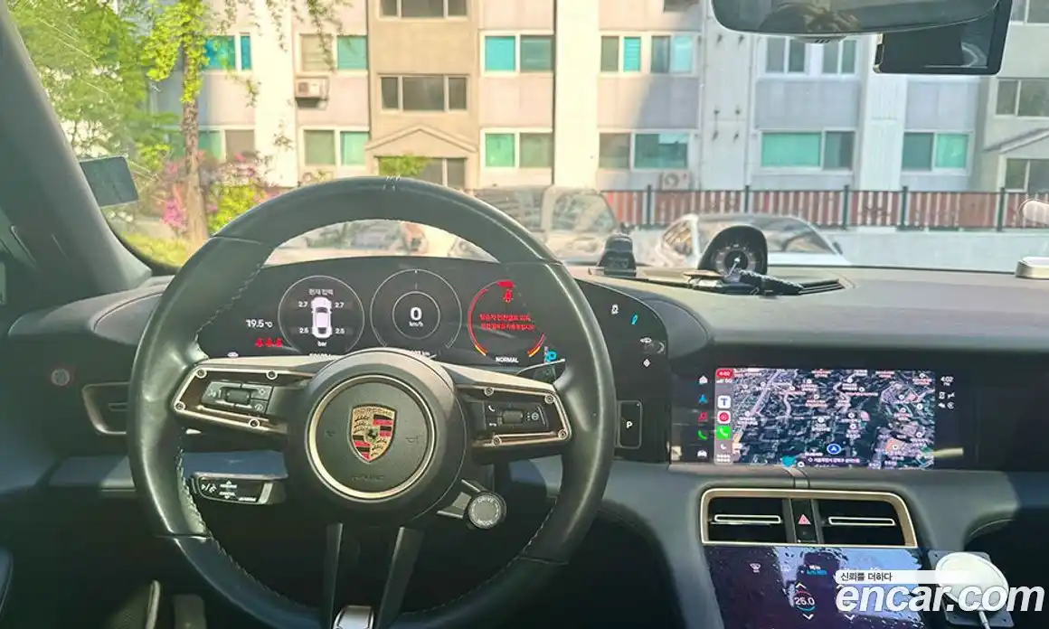 Porsche Taycan 2021 Автомат в Москве № 197920, фото 12