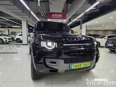 Land Rover Defender, 2025