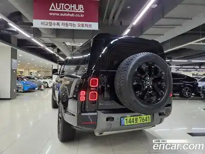 Land Rover Defender 2025 3.0 Автомат в Москве № 198091, миниатюра 3
