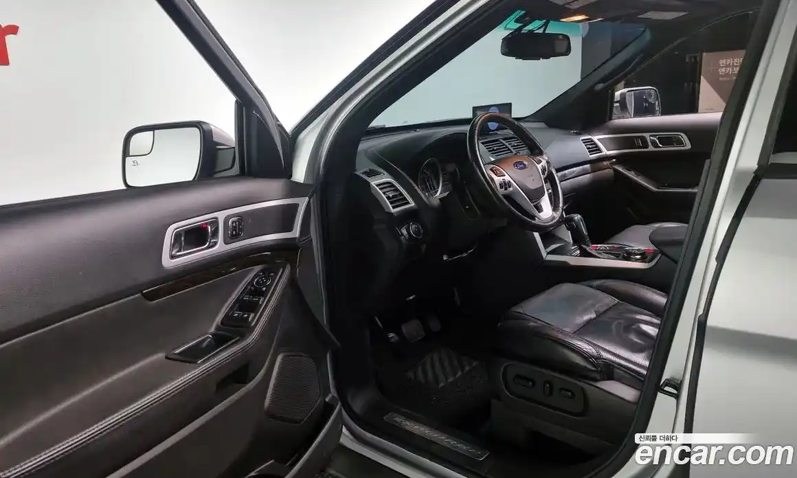 Ford Explorer 2013 3.5 Автомат в Москве № 199863, фото 6