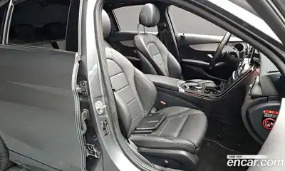 Mercedes-Benz C-Class, 2021