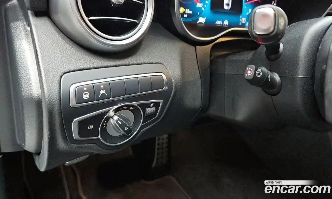 Mercedes-Benz C-Class 2021 2.0 Автомат в Москве № 212124, фото 3