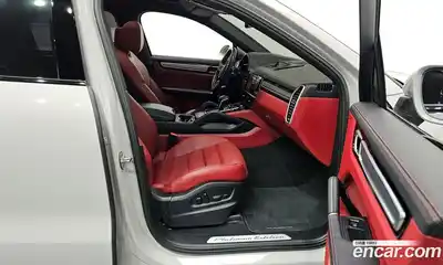 Porsche Cayenne 2023 3.0 Автомат в Москве № 213125, миниатюра 11