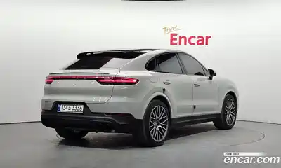 Porsche Cayenne 2023 3.0 Автомат в Москве № 213125, миниатюра 2