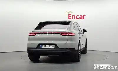 Porsche Cayenne 2023 3.0 Автомат в Москве № 213125, миниатюра 4