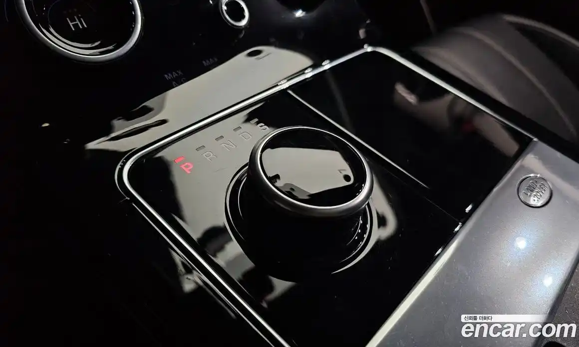 Land Rover Range-Rover Velar 2019 3.0 Автомат в Москве № 213416, фото 14