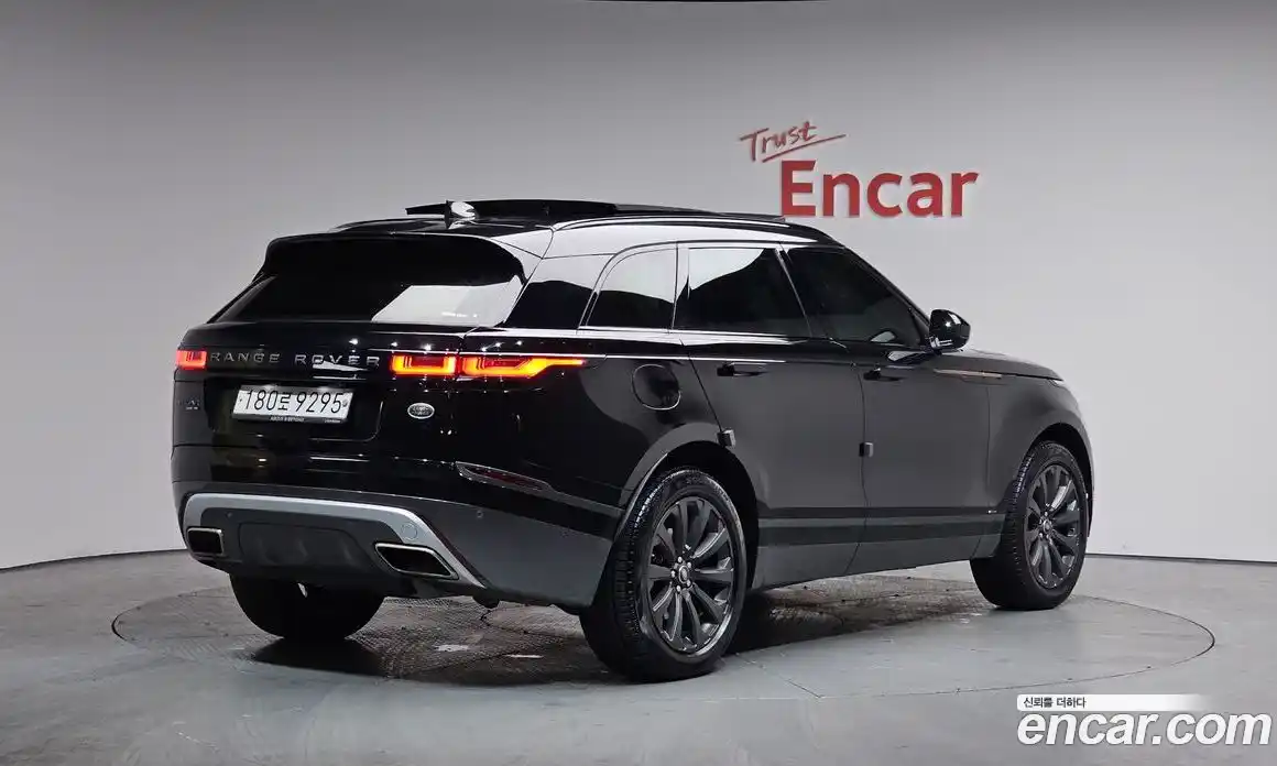 Land Rover Range-Rover Velar 2019 3.0 Автомат в Москве № 213416, фото 18