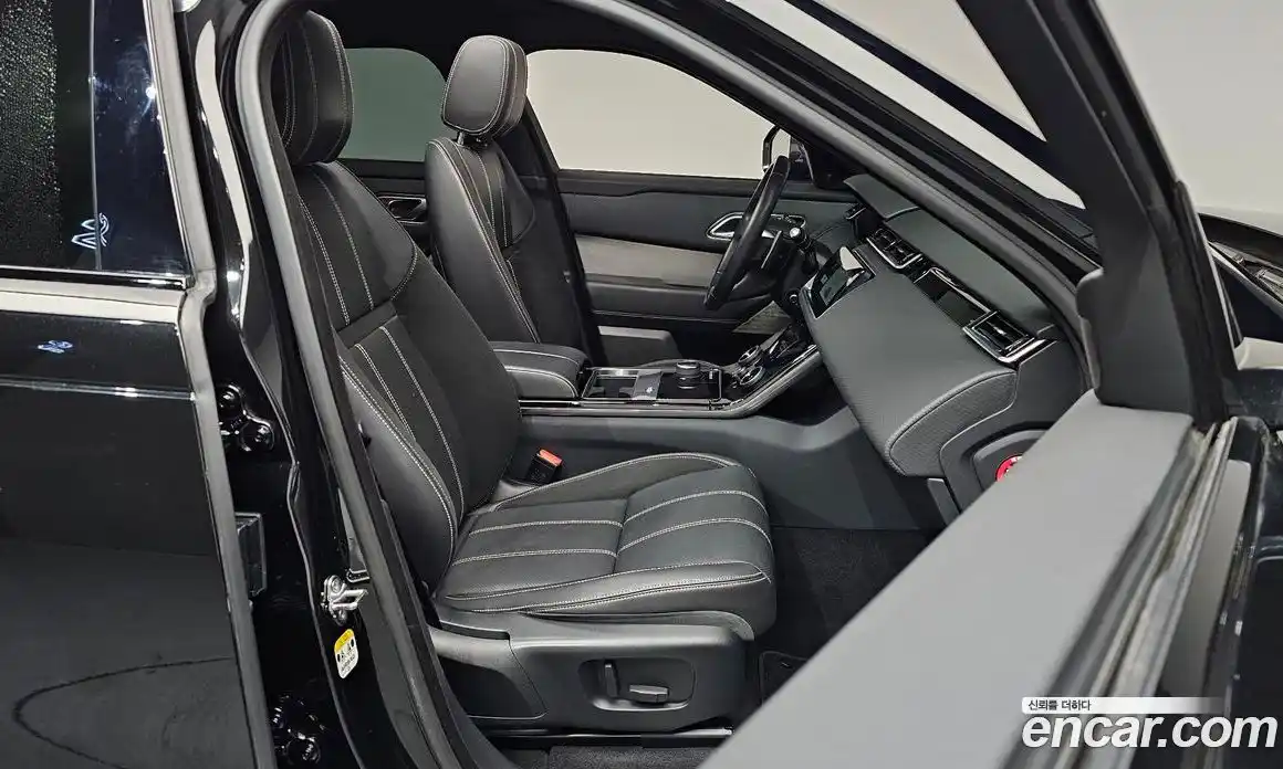 Land Rover Range-Rover Velar 2019 3.0 Автомат в Москве № 213416, фото 9