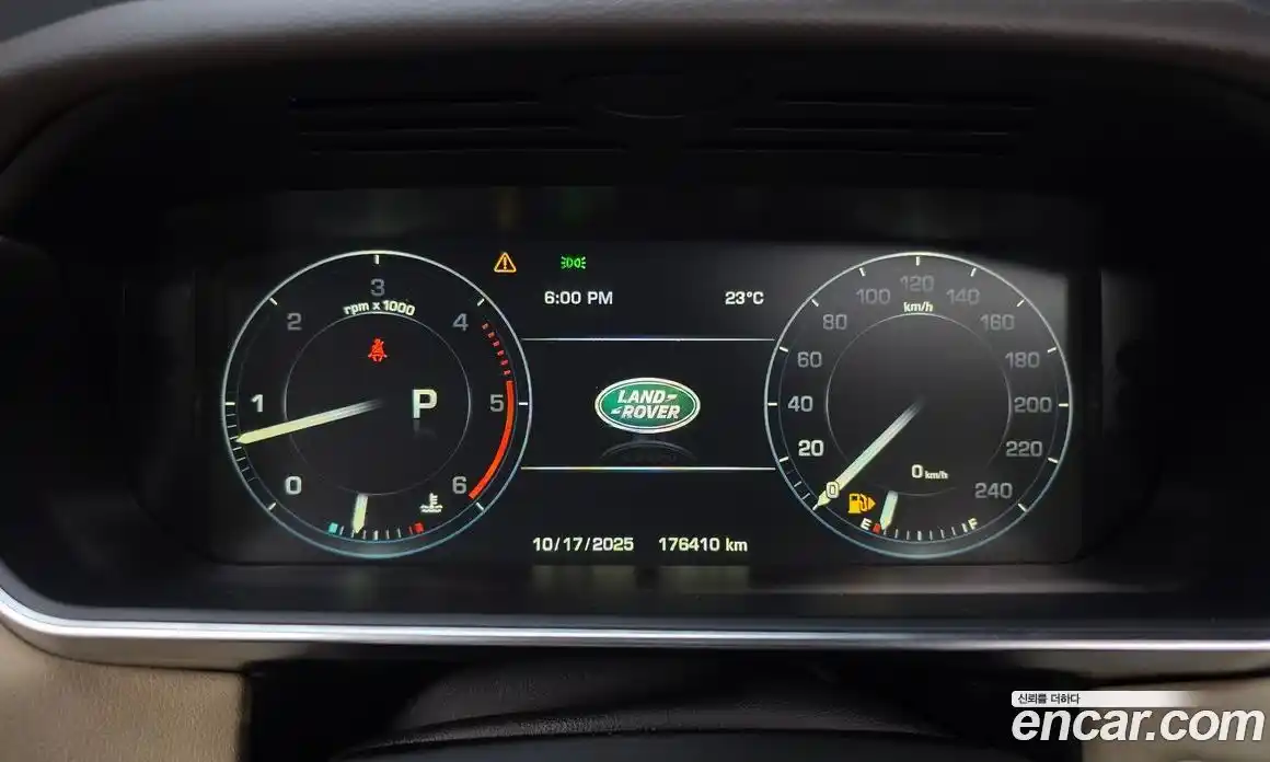 Land Rover Range-Rover Sport 2016 3.0 Автомат в Москве № 213749, фото 16