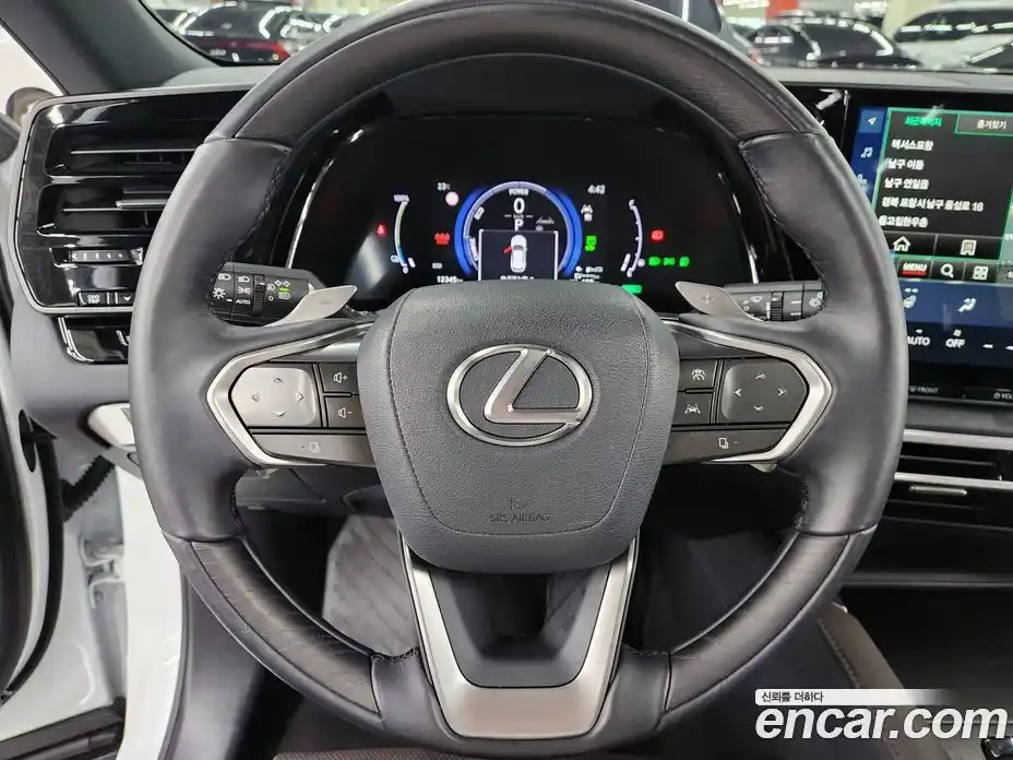 Lexus RX 2024 2.5 Вариатор в Москве № 214766, фото 14