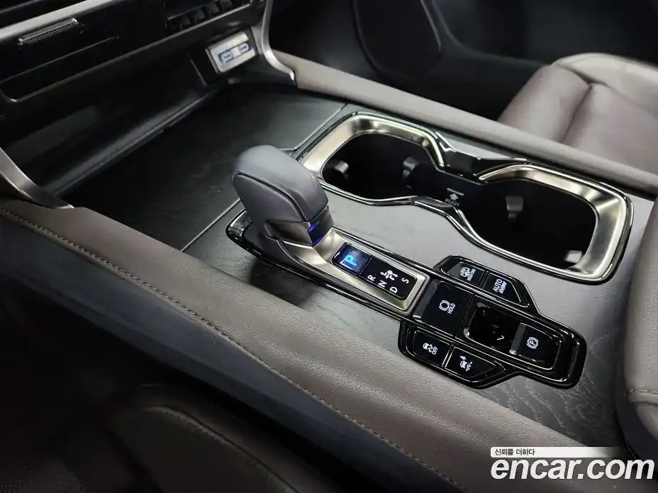 Lexus RX 2024 2.5 Вариатор в Москве № 214766, фото 15