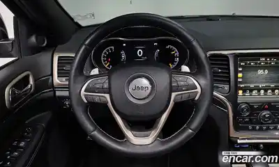 Jeep Cherokee 2017 3.6 Автомат в Москве № 215501, миниатюра 11