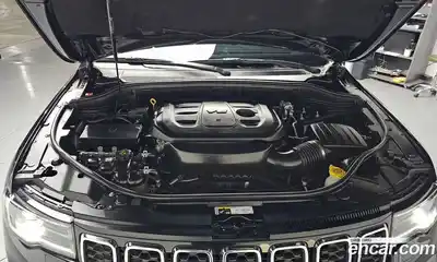 Jeep Cherokee 2017 3.6 Автомат в Москве № 215501, миниатюра 12