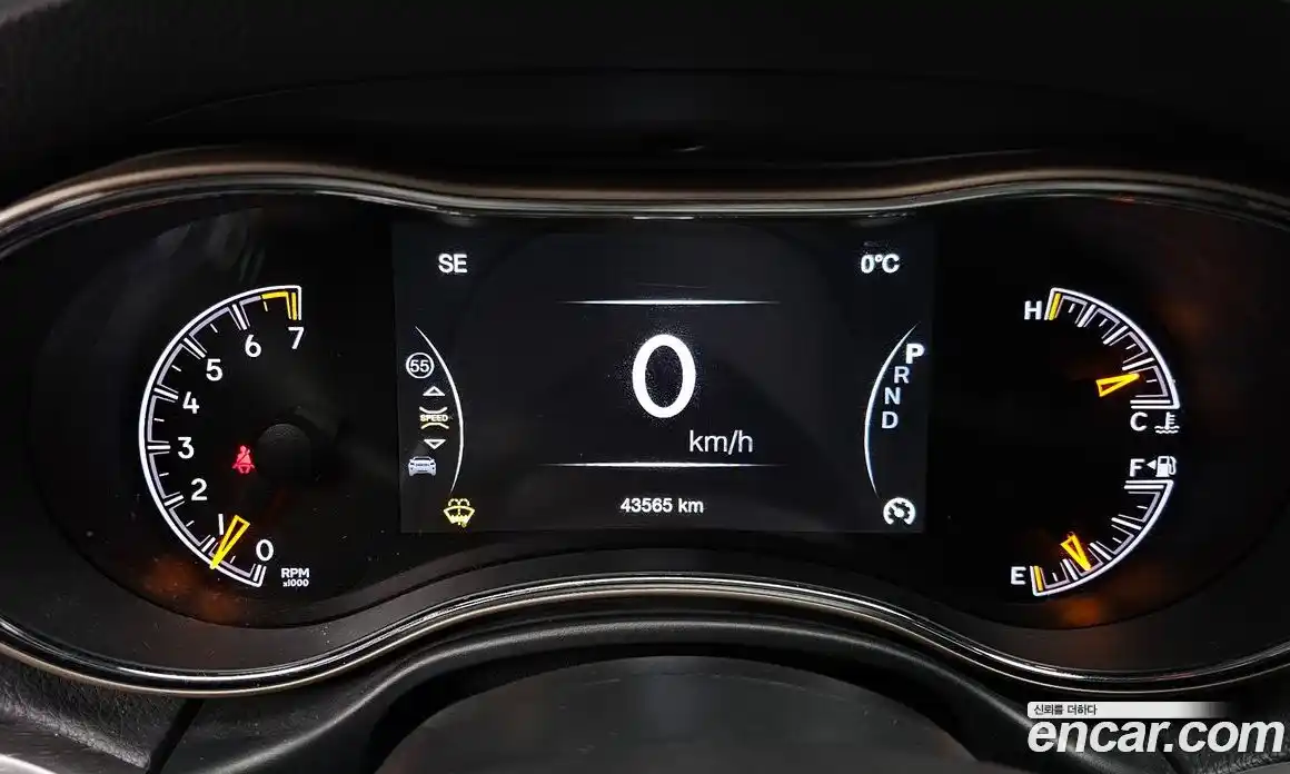 Jeep Cherokee 2017 3.6 Автомат в Москве № 215501, фото 18