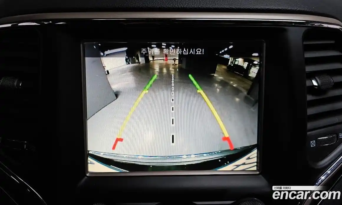 Jeep Cherokee 2017 3.6 Автомат в Москве № 215501, фото 7