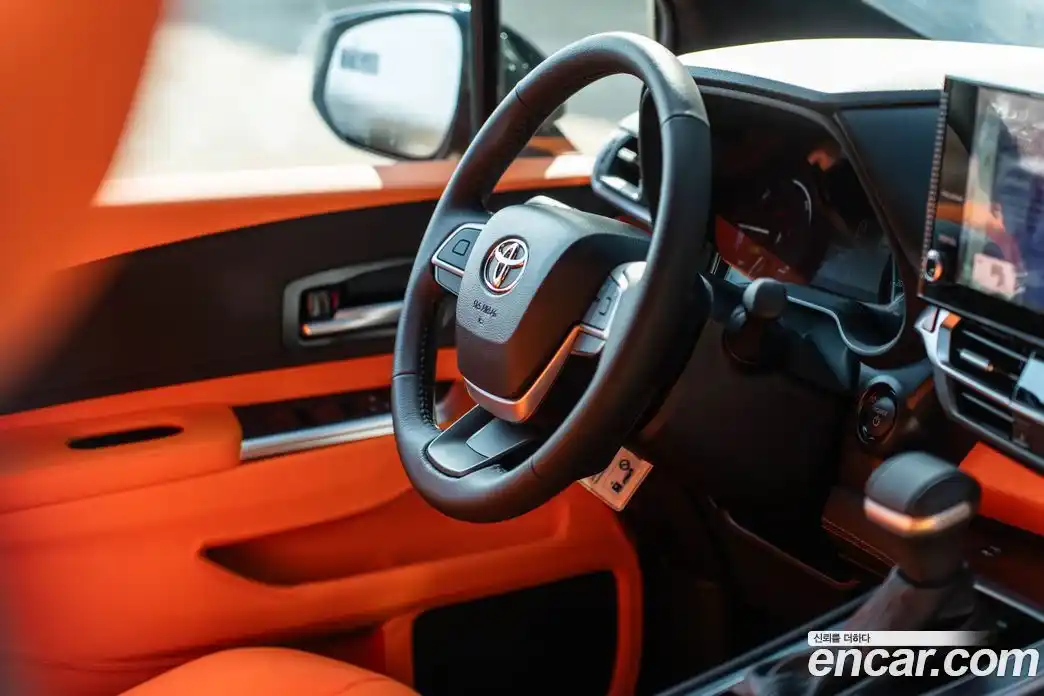 Toyota Sienna 2025 2.5 Автомат в Москве № 215568, фото 19