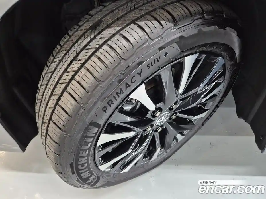 Toyota Alphard 2025 2.5 Вариатор в Москве № 215569, фото 18