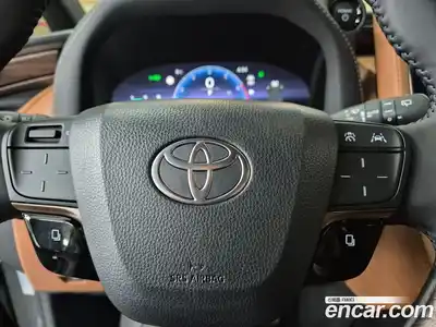 Toyota Alphard 2025 2.5 Вариатор в Москве № 215569, миниатюра 6