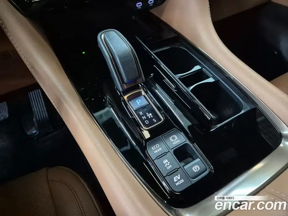 Toyota Alphard 2025 2.5 Вариатор в Москве № 215569, фото 10