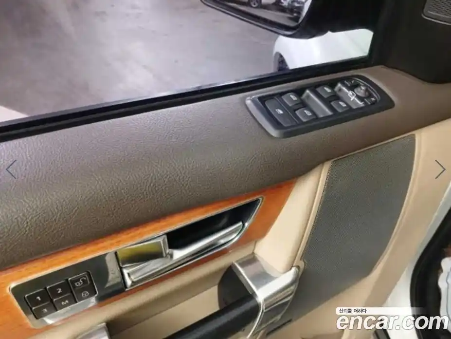 Land Rover Discovery 2013 3.0 Автомат в Москве № 217643, фото 9