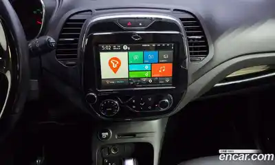 Renault QM3 2017 1.5 Автомат в Москве № 220809, миниатюра 2