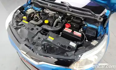 Renault QM3 2017 1.5 Автомат в Москве № 220809, миниатюра 3