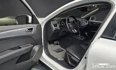 Renault XM3 2022 1.6 Автомат в Москве № 220951, миниатюра 11