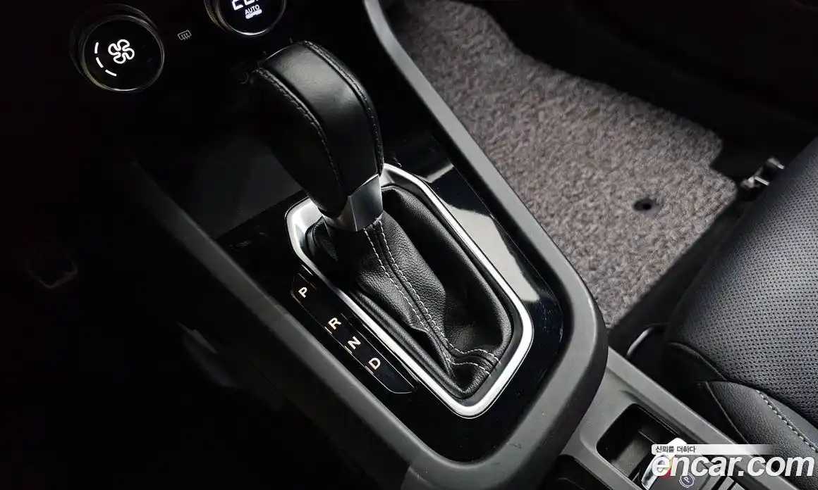 Renault XM3 2022 1.6 Автомат в Москве № 220951, фото 13