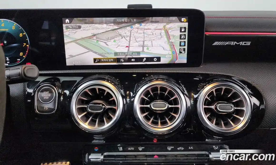 Mercedes-Benz CLA-Class 2021 2.0 Автомат в Москве № 222248, фото 17