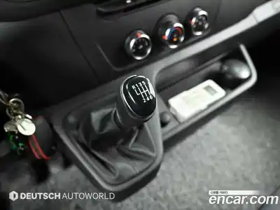 Renault Master 2020 2.3 Механическая в Москве № 227280, миниатюра 9