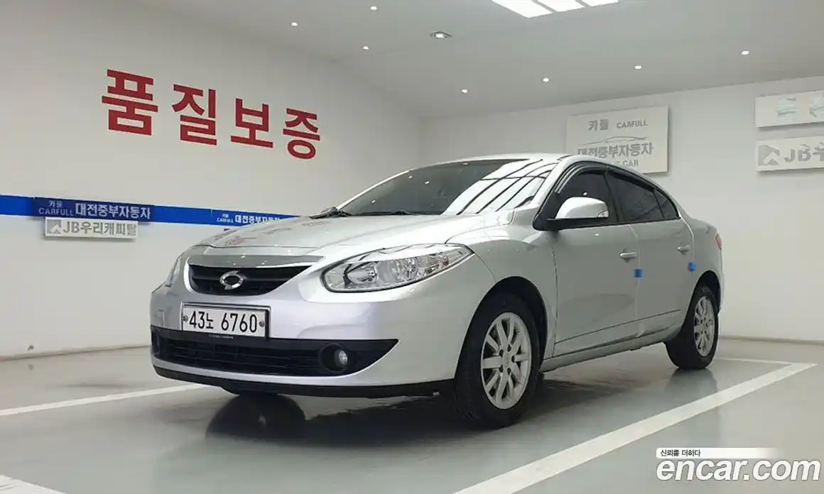 Renault SM3 2011 1.6 Механическая в Москве № 227374, фото 13