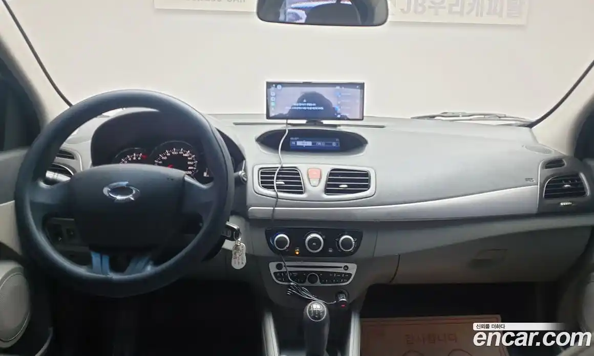 Renault SM3 2011 1.6 Механическая в Москве № 227374, фото 4