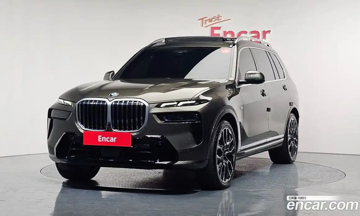 BMW X7 2023 3.0 Автомат в Москве № 228711, фото 1