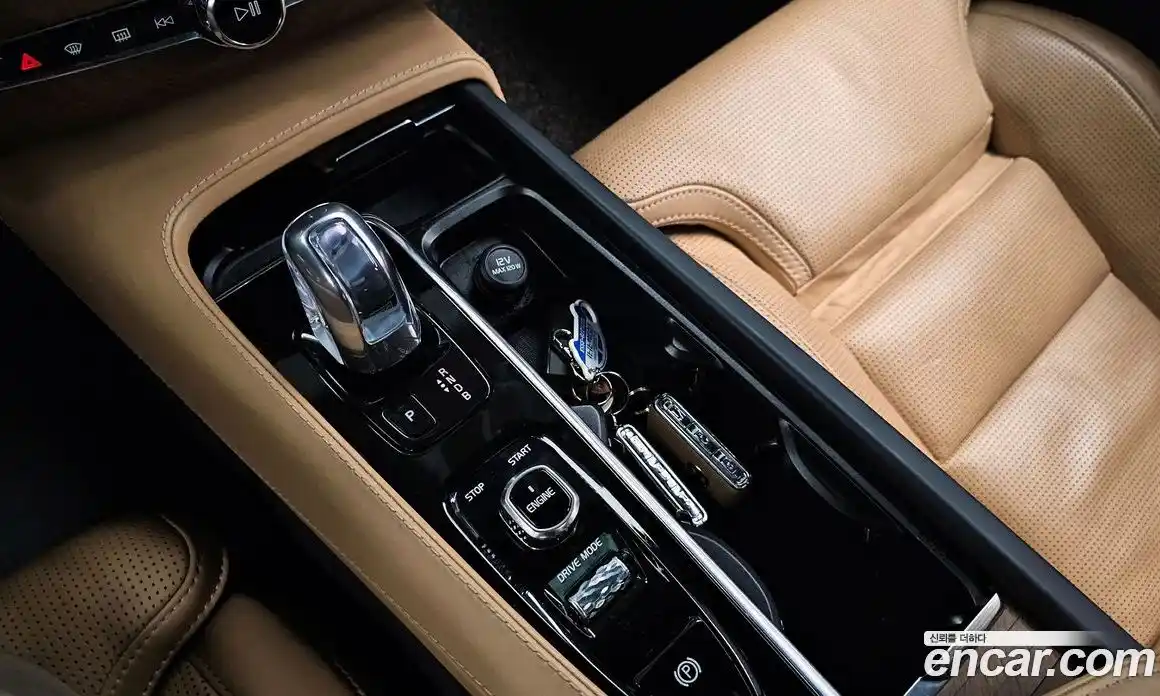 Volvo XC90 2017 2.0 Автомат в Москве № 230646, фото 9