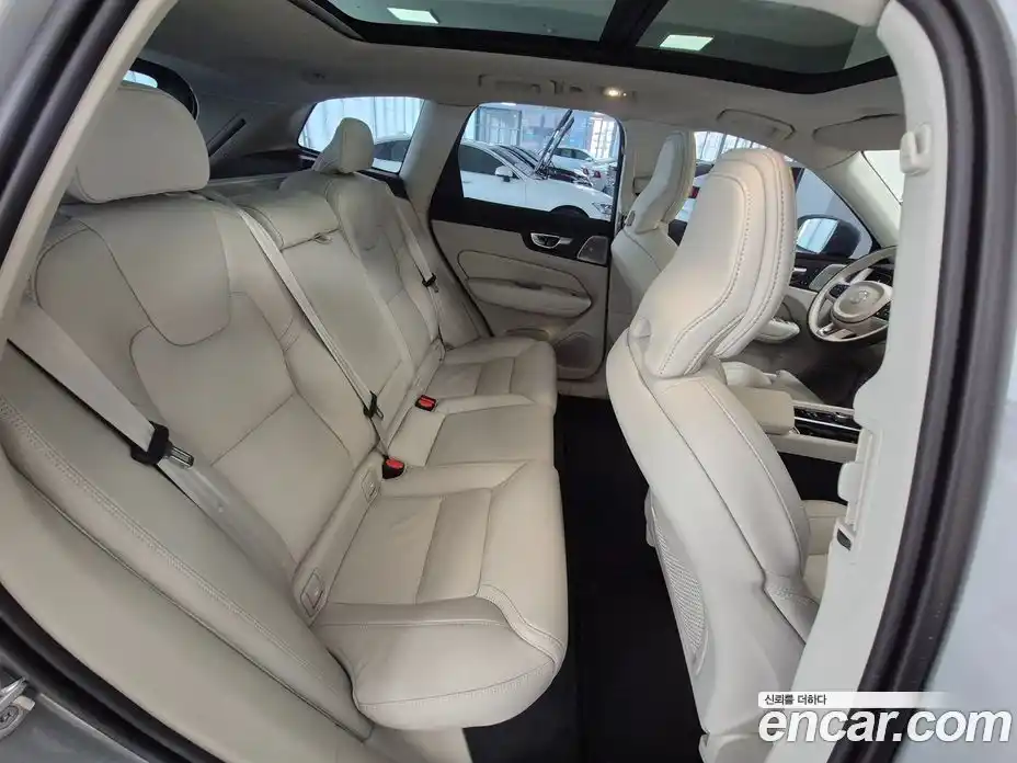 Volvo XC60 2026 2.0 Автомат в Москве № 230747, фото 13