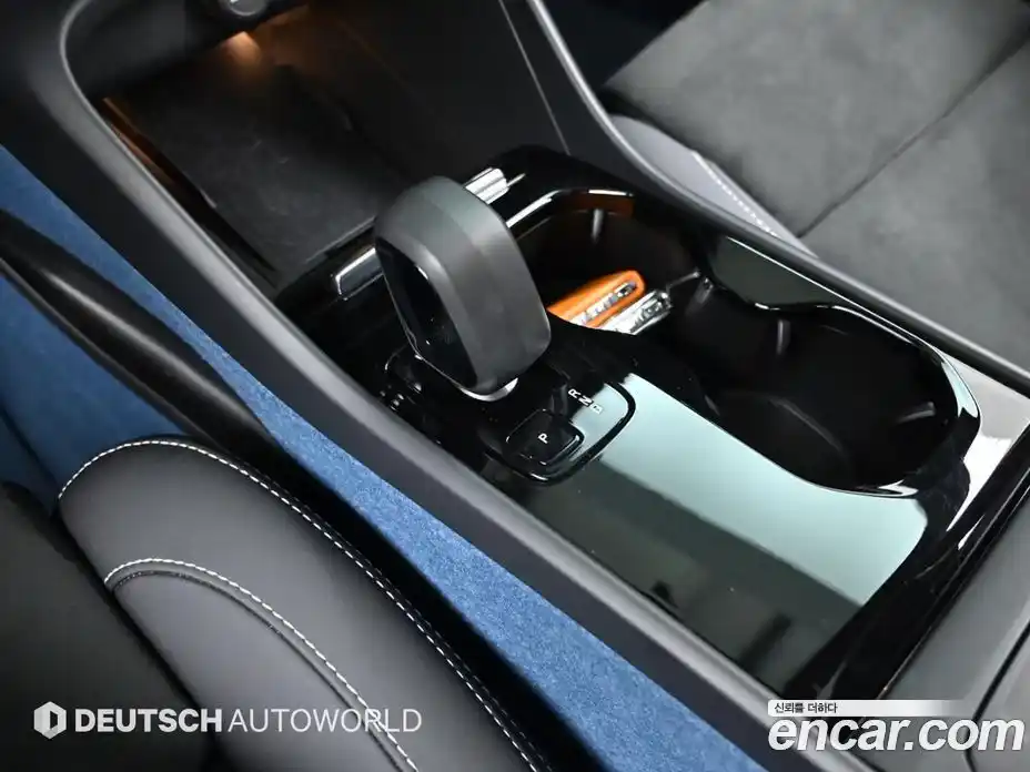 Volvo XC40 2024 0.2 Автомат в Москве № 230798, фото 9